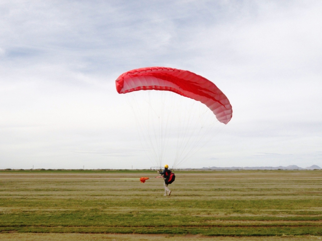 Stabilizing a Paraglider at Launch while Doing a Reverse Inflation