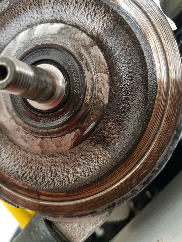 Top 80 failed crankshaft seal on the clutch side