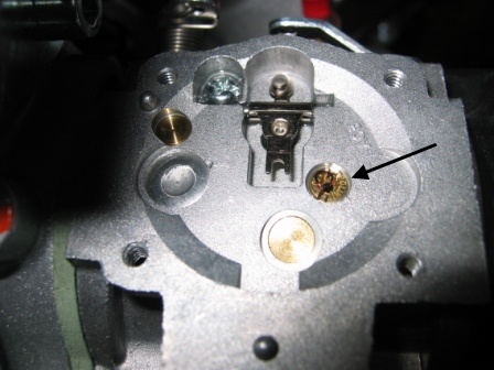 Walbro WG-8 carburetor inside detail